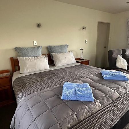 Bluebell Lodge And Cottage Хейстингс Экстерьер фото